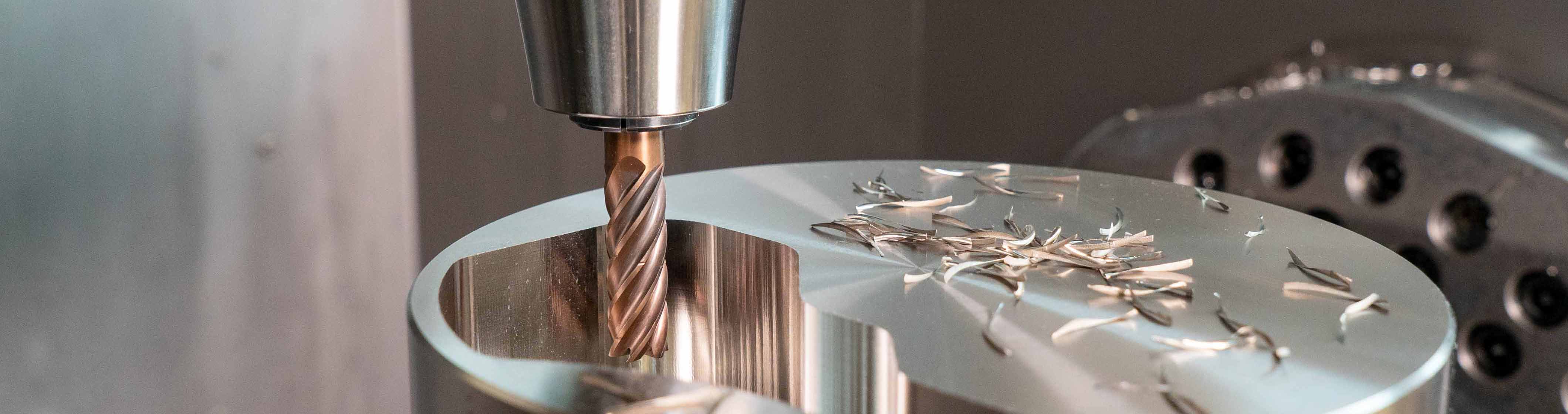 MAPAL milling tool during the machining of a component.